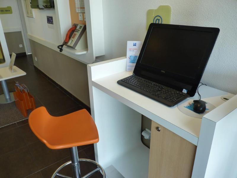Ibis Budget Roanne Hotel Exteriör bild