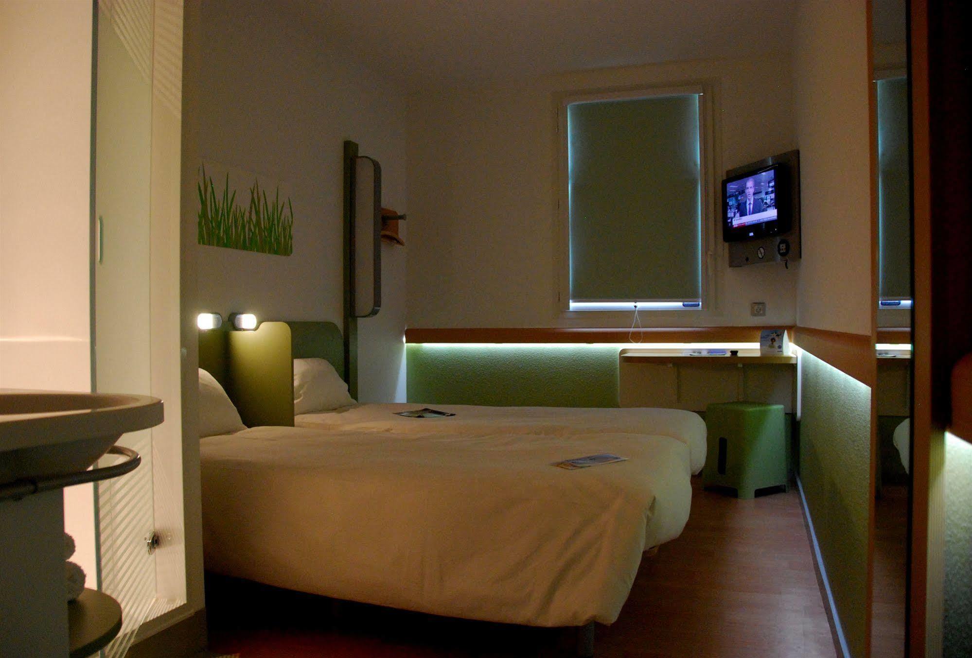 Ibis Budget Roanne Hotel Exteriör bild